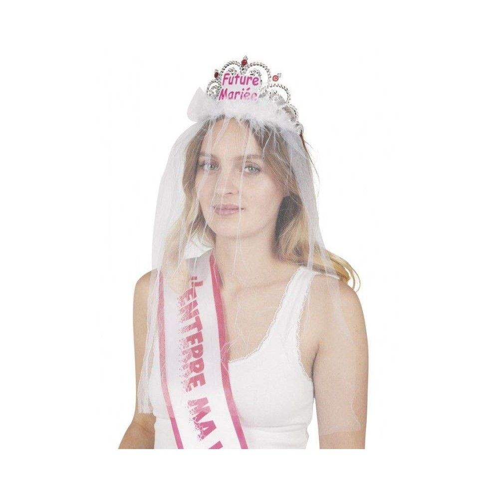 Diadème future mariée avec voile