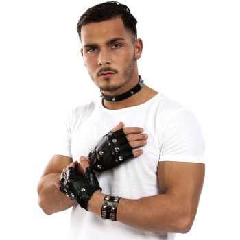 Bracelet de punk